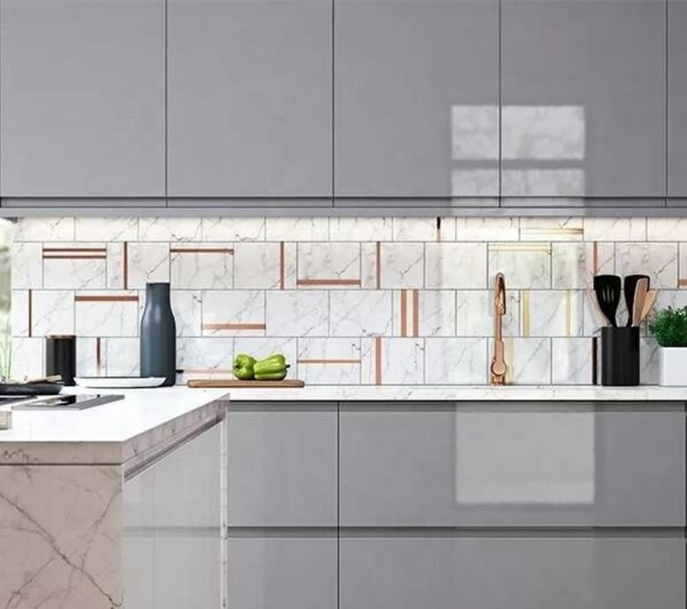 Customize Kitchen Cabinet Highly ODM/OEM for Modern Design Solid Wood Kitchen Cabinets