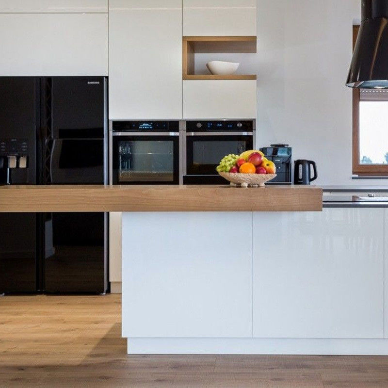 Customize Kitchen Cabinet Highly ODM/OEM for Modern Design Solid Wood Kitchen Cabinets