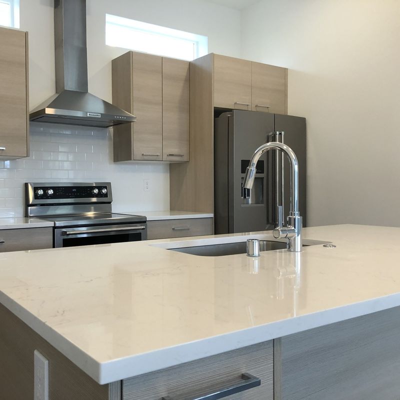 Kitchen Cabinet Custom Modern Kitchen Cabinets Luxury Design for Accessories Blum Drawer