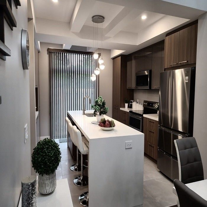 Customized Veneer Color YALIG Modular Kitchen Cabinets with Blum Hardware and Drawers