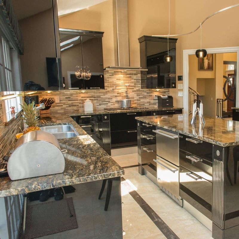 Blum Drawer Modern Design Solid Wood White Kitchen Cabinet Furniture for Luxury Kitchen