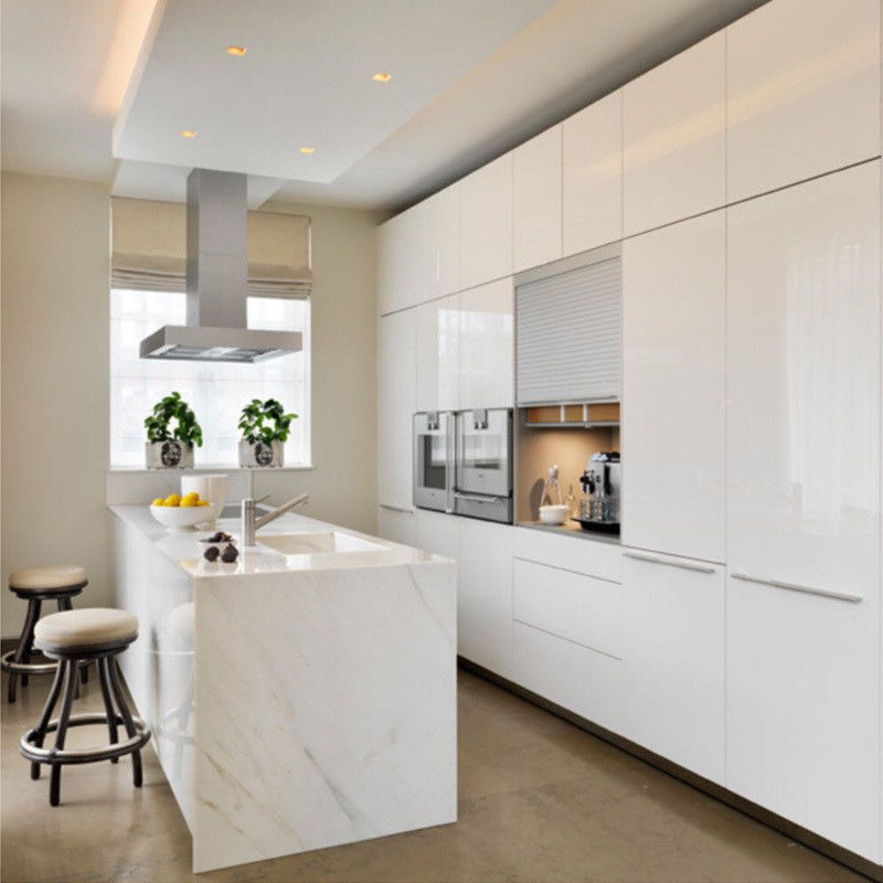 Solid Wood Kitchen Wall Cabinet in Modern Design with Customized Size and Waterproof