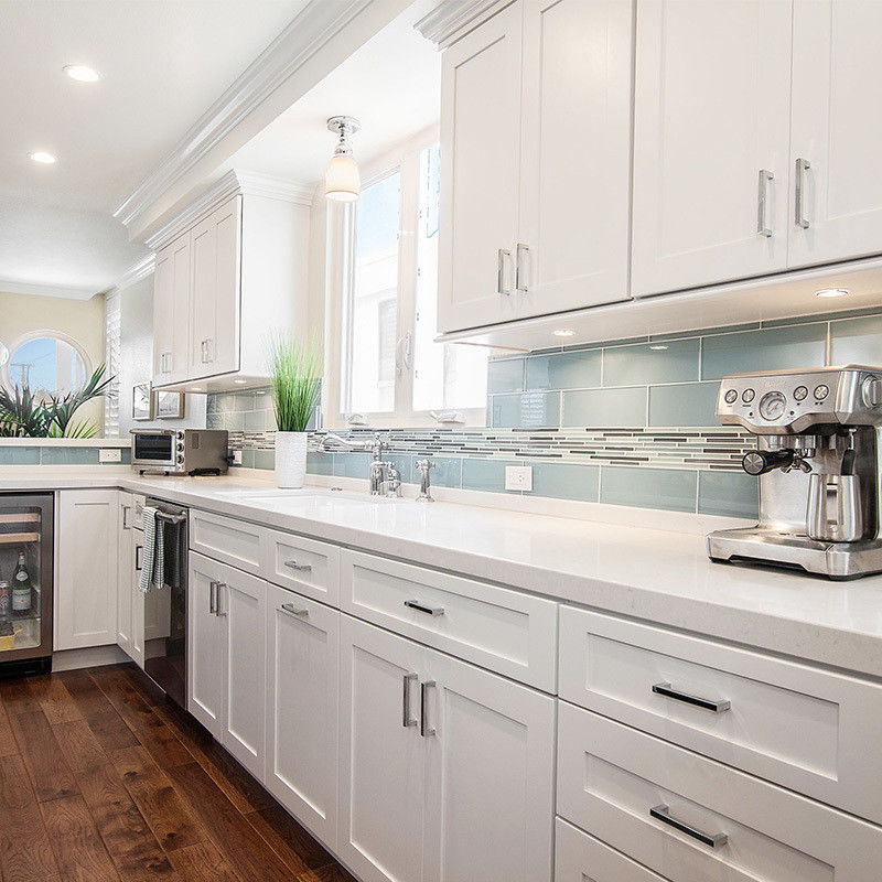 Customized Size Shaker Style Kitchen Wall Cabinet Modern Design for Kitchen Furniture