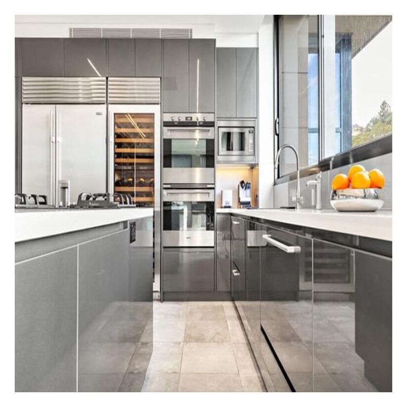 Custom Size Modern Design High End Kitchen Cabinet with Islands and Glossy Finish