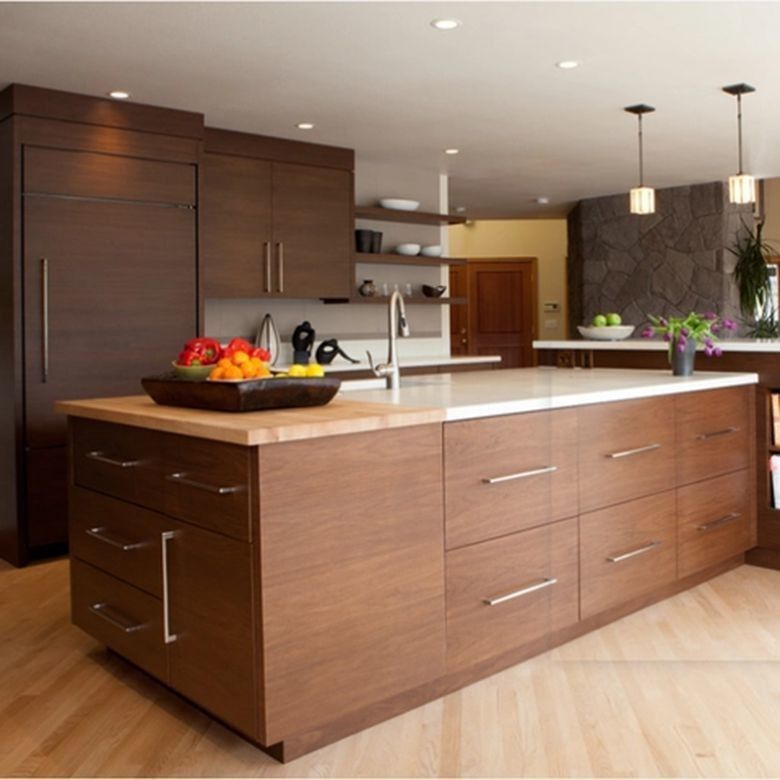Waterproof Fireproof Advantage in Modern Style Veneer Wood Kitchen Cabinet and Island