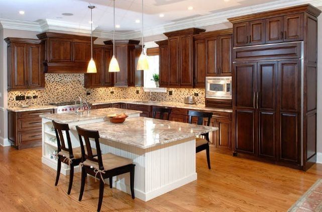 Modern Solid Wood Kitchen Cabinet with PVC Membrane Door Panel and Distinctive Designs