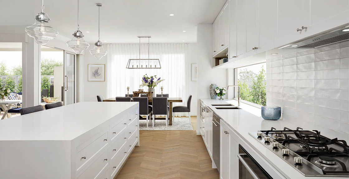 Green Glossy Australian Furniture Kitchen Cabinets for Modern Customer Size and Homes