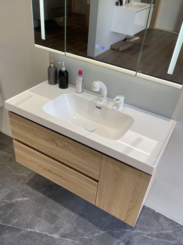 Hotel Bathroom Rectangle Wall Mounted Vanity with Quartz Stone Countertop Decoration