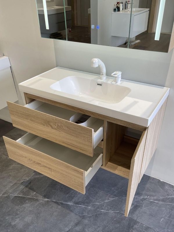 Hotel Bathroom Rectangle Wall Mounted Vanity with Quartz Stone Countertop Decoration