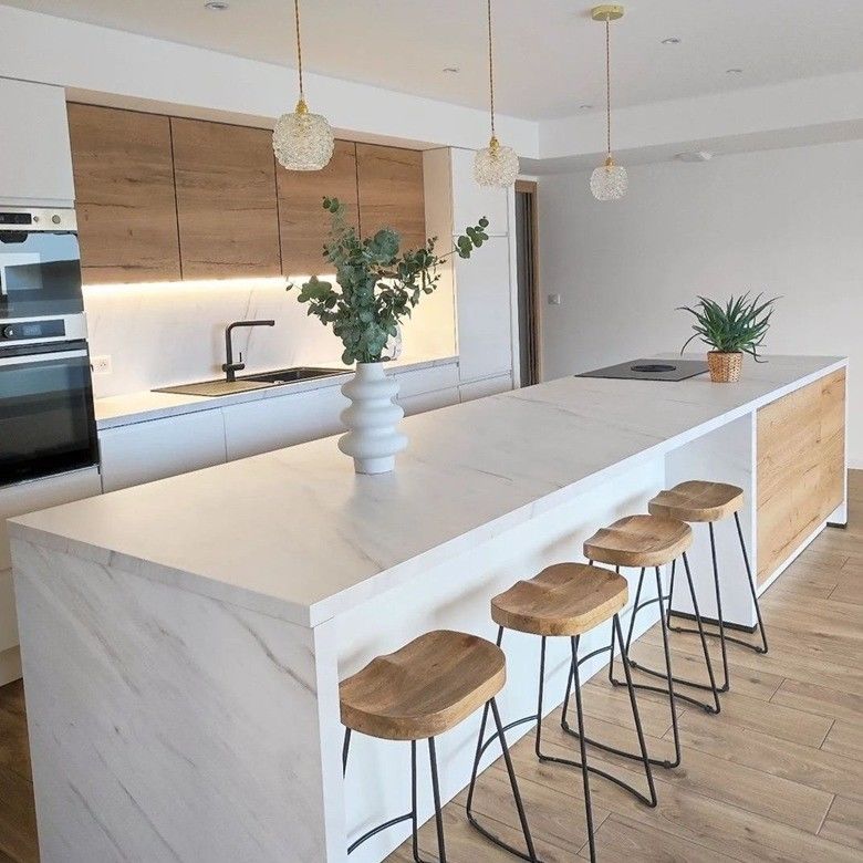 Modern White Lacquer Kitchen Cabinet with Acrylic Door Panel and Quartz Stone Countertop
