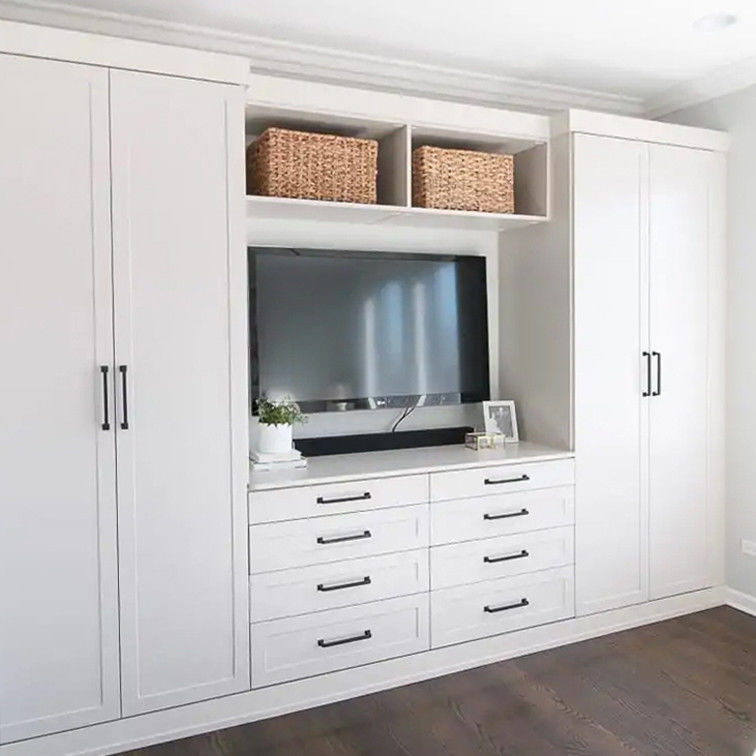 European Style Wooden Wardrobes Practical Custom Walk-in Wardrobe Closet for Your Home