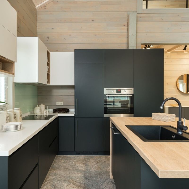 Modern Style U Shape Cabinet Lacquer Painting Kitchen Cupboard with Durable Advantage