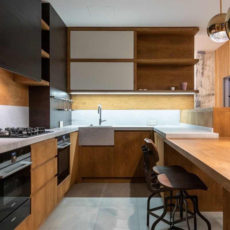 Modern Style U Shape Cabinet Lacquer Painting Kitchen Cupboard with Durable Advantage