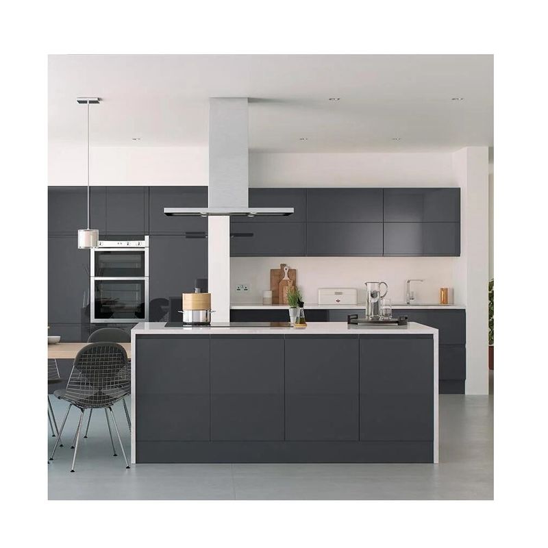 Modern Luxury Solid Wooden Kitchen Cabinets with Fireproof Design and HDF Door Material