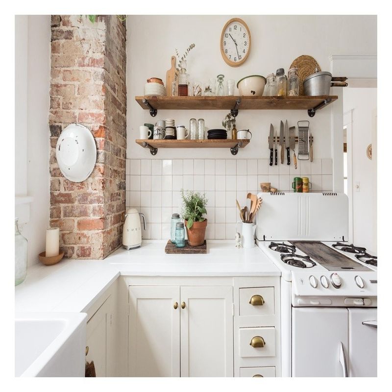 Modern White Solid Wood Glass Panel Cabinets Space-Saving Solution for Small Kitchens