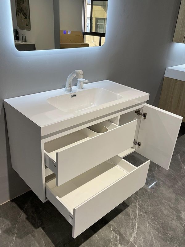 Modern Design White Wood Wall Bathroom Vanity Cabinet for in MR-MDF Carcase Material