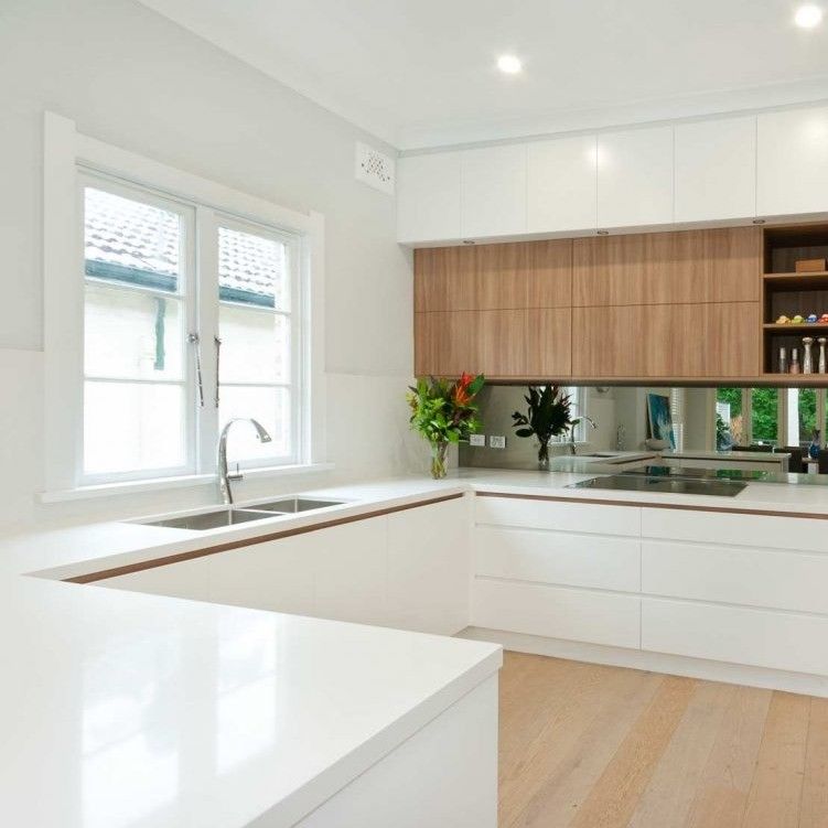 High Gloss Lacquer Plywood Carcass Full Modern Kitchen Cabinet A Must-Have for Your Hom