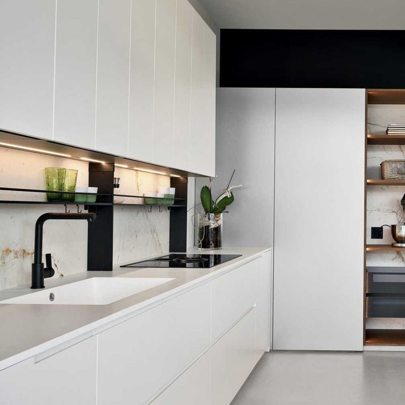Modern Custom Lacquer Kitchen Cabinet Units with Veneer Color Customization Option
