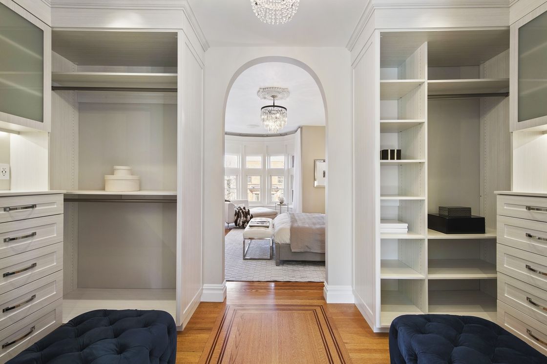 Contemporary Design Style Walk in Closet Storage Wardrobe with Customized Size and Wood