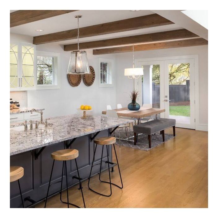 Modern Style Shaker Solid Wood Cabinets with White Lacquer Finish and Glass Top Design