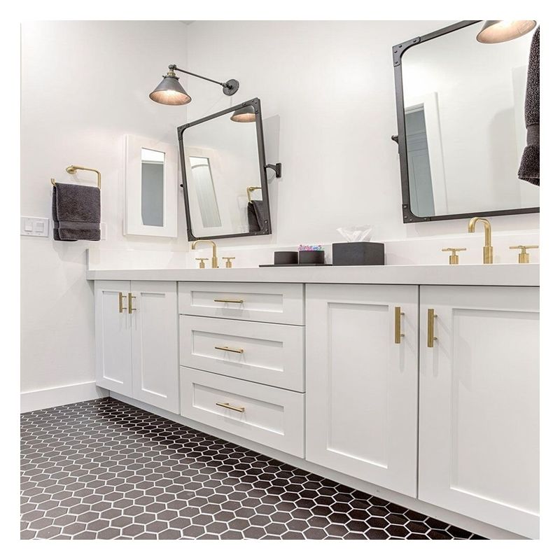 end Shaker Design White Lacquer Bathroom Vanity Included Basin for Modern Style Apartment
