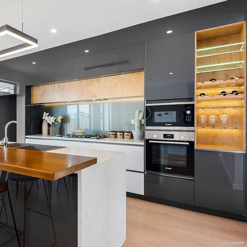 Villa Kitchen YALIG Modern Design Outdoor Black Color Kitchen Pantry Cabinet with Bar