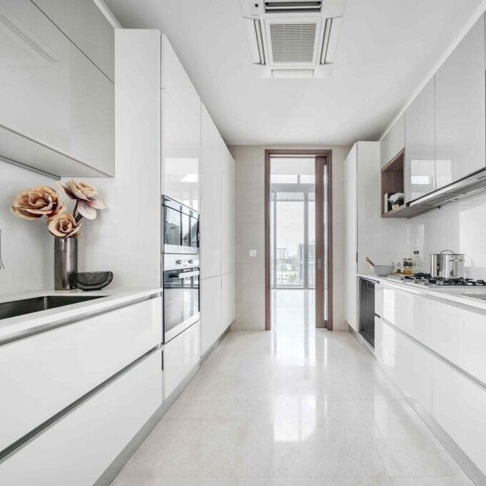 YALIG Modern High Gloss Lacquer Kitchen Cabinet Customized for Kitchen Rack Shelf Storage