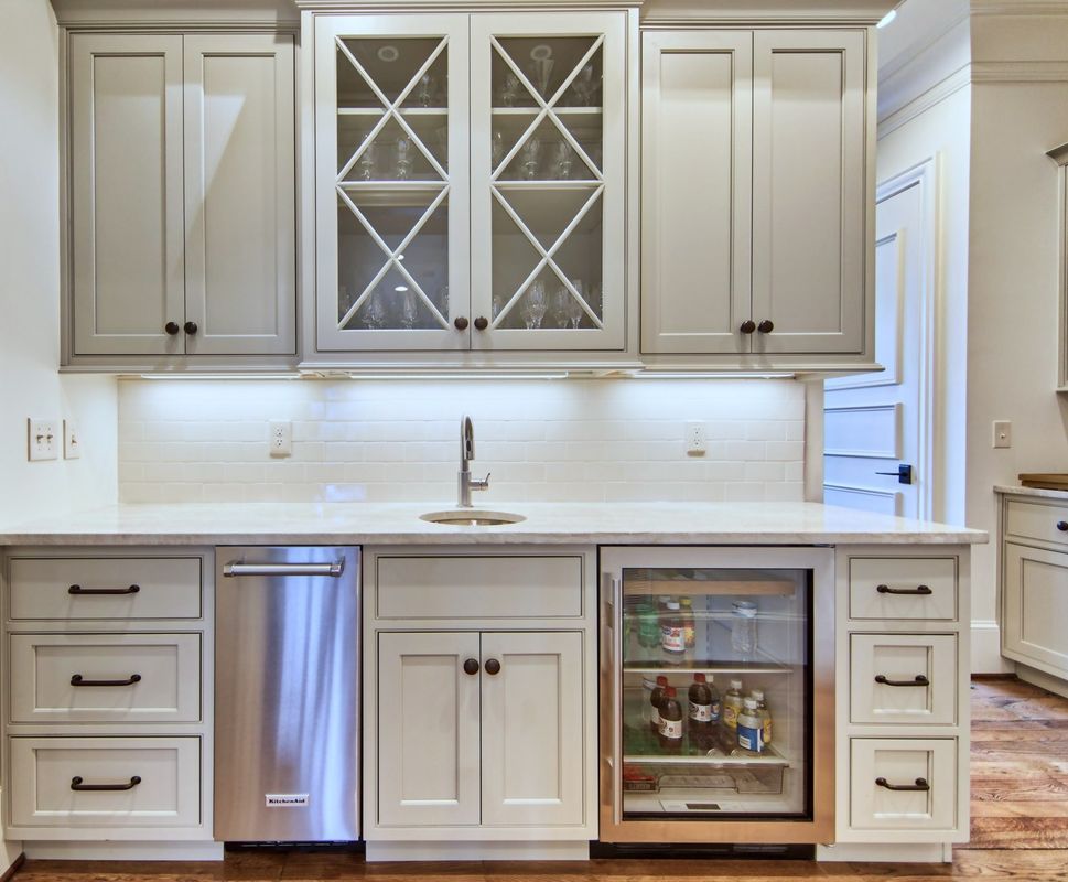 Transform Your Home Furniture with Luxury Wood Style PANEL Home Bar Ideas and Designs