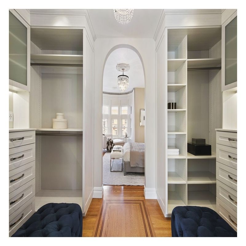 Contemporary Design Black Glass Door Panel Solid Wood Bedroom Wardrobe for Apartment