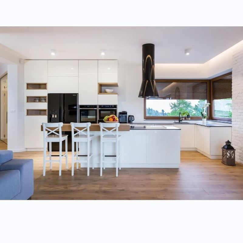 House Kitchen Glossy Kitchen Cabinet with HDF Door Material and Modern Style Design