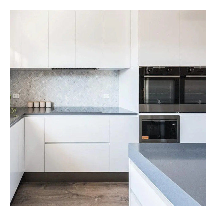 White Glossy Solid Wood Cabinets Cabinet Type Modular Kitchen Cabinets CAD/3D Freely