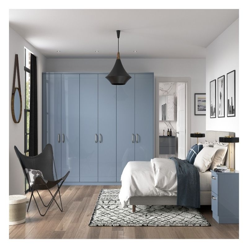 Home Furniture Glossy Acrylic Panel Solid Wood Bedroom Wardrobe with Black Glass Door