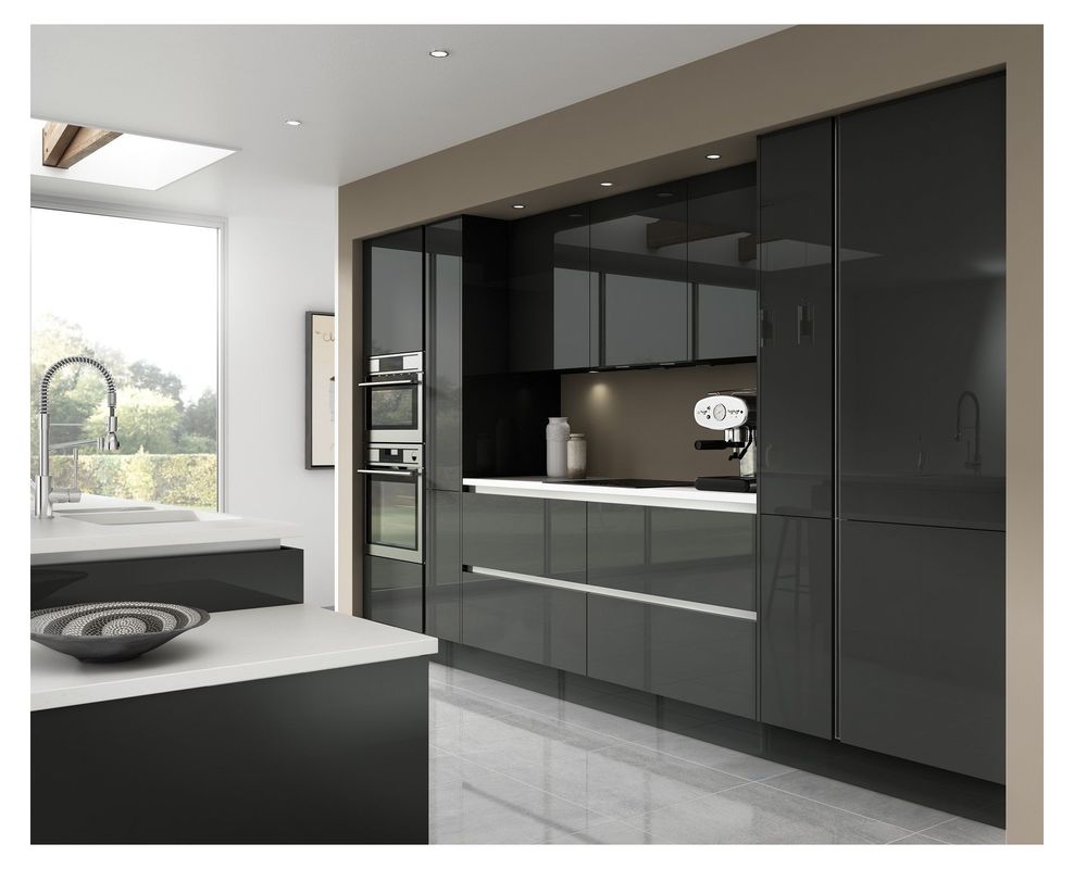 Minimalist Design Modern Kitchen Cabinet Accessories Veneer and Lacquer Finished Doors