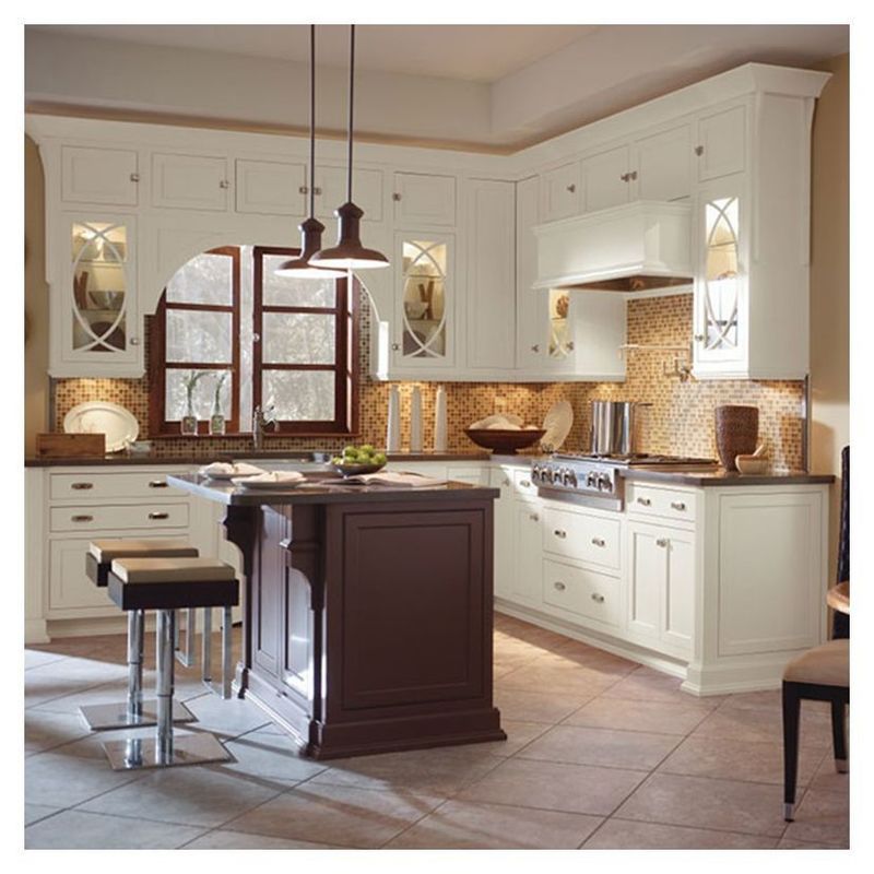 Solid Wood Fitted Carving Kitchen Cabinet Set in American Classic Gray with Flat Edge