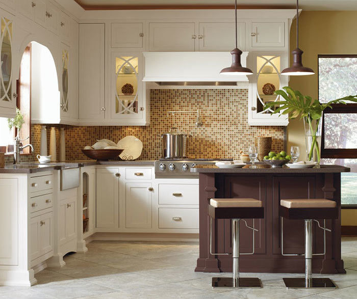 Solid Wood Fitted Carving Kitchen Cabinet Set in American Classic Gray with Flat Edge