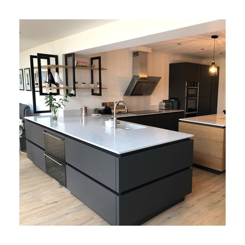 Smart Room Cabinets Modern Kitchen Cabinet and Oven in Matte Black for End Customers