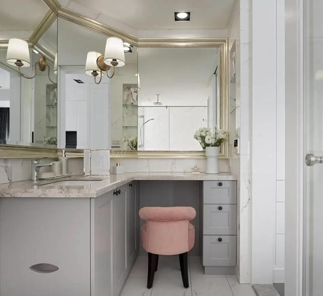 Customized Designs 42 Inch White Shaker Bathroom Vanity LED Mirror and Cabinet Combo