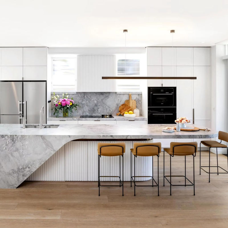 Customized Veneer Color Dark Pantry Unit Kitchen Cabinets with Inside Accessories
