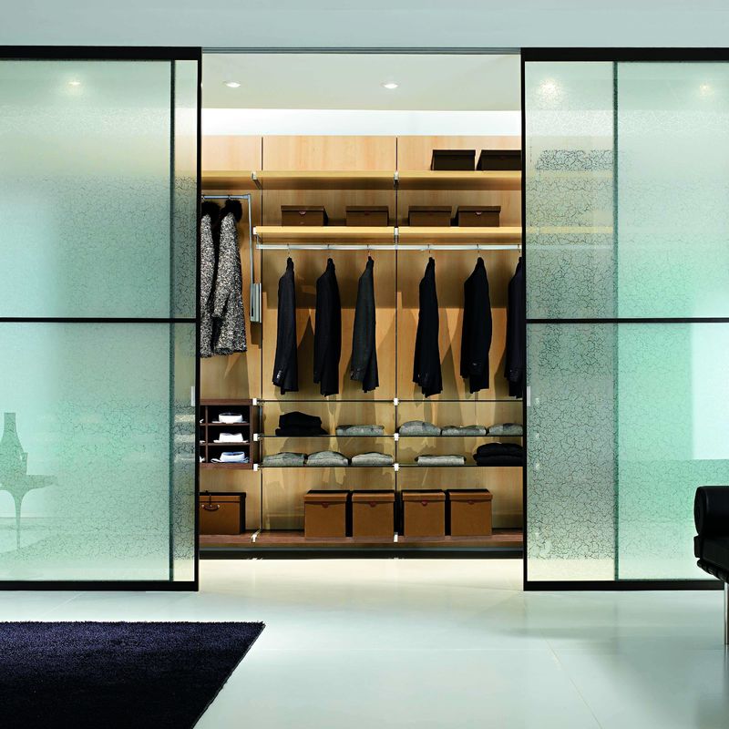 Modern Style Walk-in Closet Wardrobes for Custom Bedroom Furniture in Wooden Modular