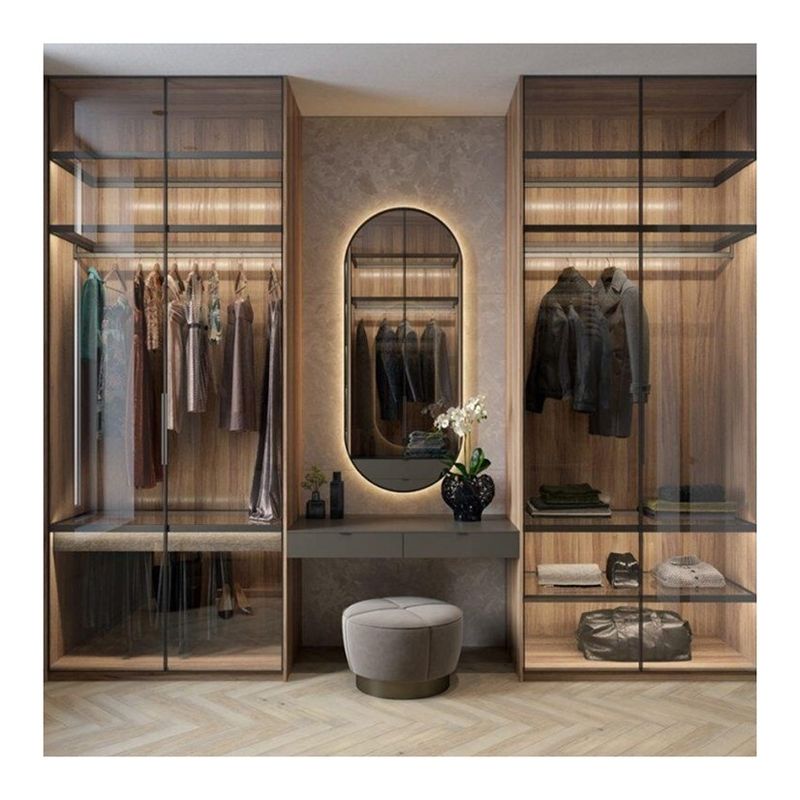 Modern Design Custom Aluminium Frame Glass Door MDF Walk-in Closet with Center Island