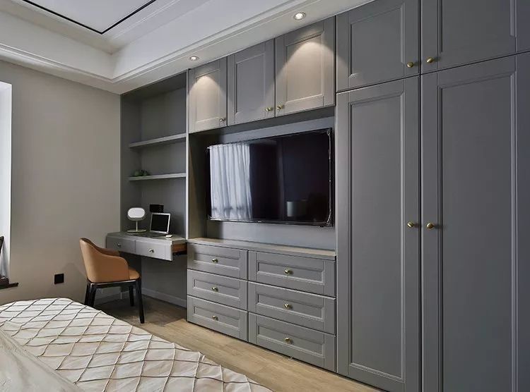 2024 Popular Gray Shaker Door Wardrobe Modern Wood Style for Home Cloth Shelf Closets