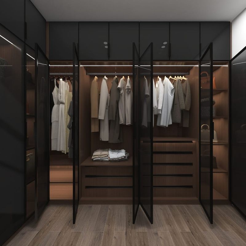 Customized Natural Wood Grain Big Open Cloth Walk in Closet Wardrobe with Modern Style